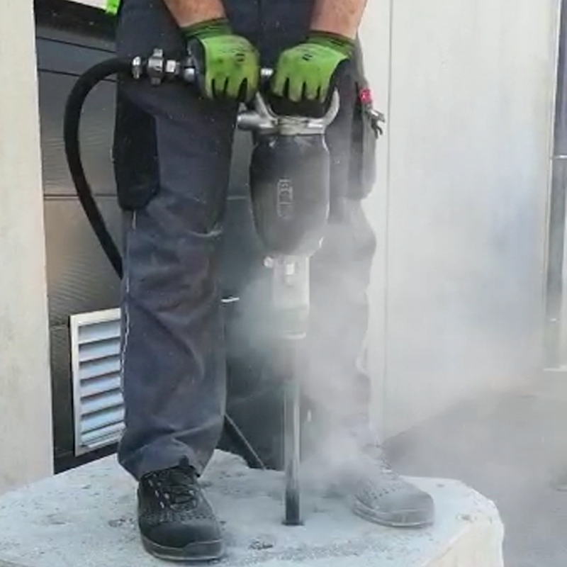 BH9 in Aktion- Block spalten-BBG-Boehler